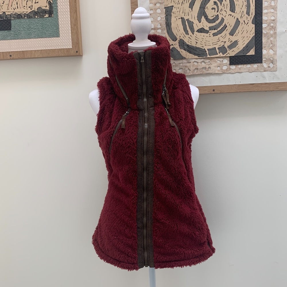 Women’s Fleece Flight Vest